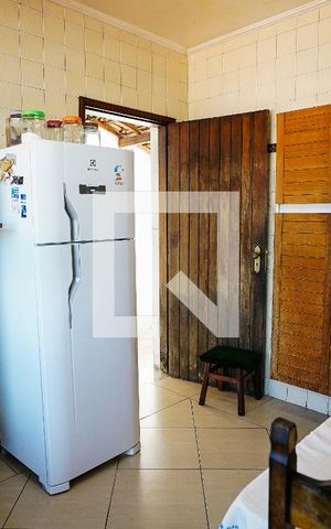 Casa à venda com 179m², 3 quartos e 2 vagas Casa à venda com 179m², 3 quartos e 2 vagasCozinha
