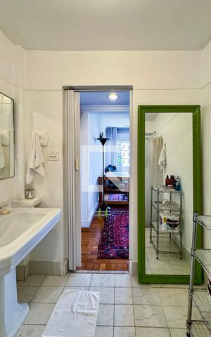 Apartamento para alugar com 100m², 1 quarto e sem vaga Apartamento para alugar com 100m², 1 quarto e sem vagaBanheiro