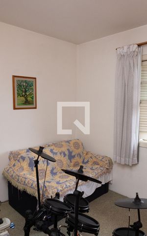 Casa à venda com 150m², 4 quartos e 2 vagas Casa à venda com 150m², 4 quartos e 2 vagasQuarto 1