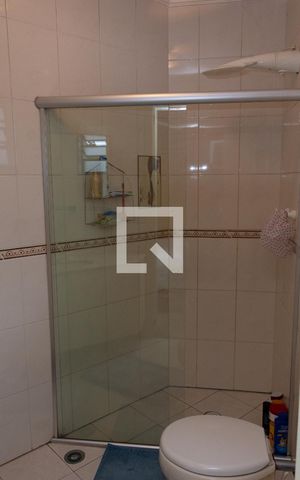 Casa à venda com 150m², 4 quartos e 2 vagas Casa à venda com 150m², 4 quartos e 2 vagasBanheiro da Suíte