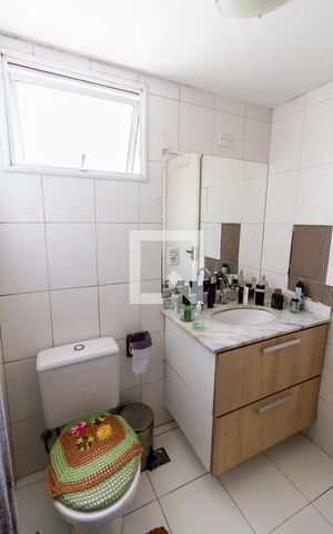 Apartamento à venda com 50m², 2 quartos e 1 vaga Apartamento à venda com 50m², 2 quartos e 1 vagaBanheiro