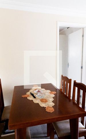 Apartamento à venda com 50m², 2 quartos e 1 vaga Apartamento à venda com 50m², 2 quartos e 1 vagaSala