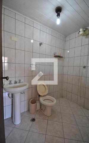 Casa à venda com 240m², 3 quartos e 7 vagasBanheiro 5
