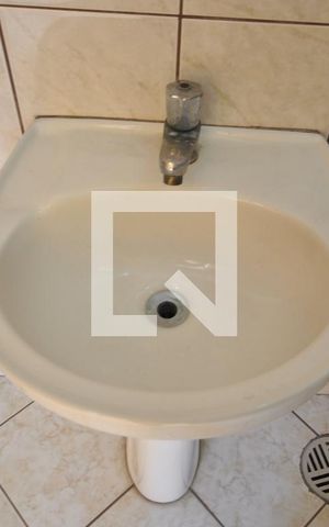Casa à venda com 240m², 3 quartos e 7 vagasBanheiro 4