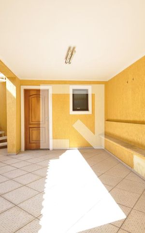 Casa à venda com 240m², 3 quartos e 7 vagasGaragem