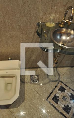 Casa à venda com 240m², 3 quartos e 7 vagasLavabo