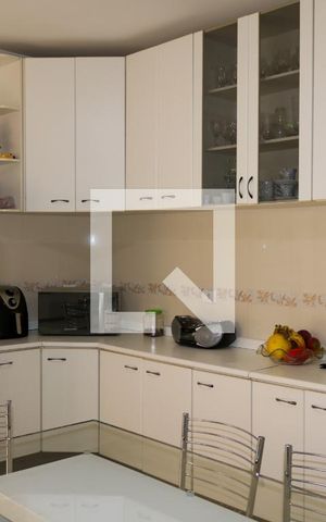 Casa à venda com 248m², 3 quartos e 6 vagas Casa à venda com 248m², 3 quartos e 6 vagasCozinha