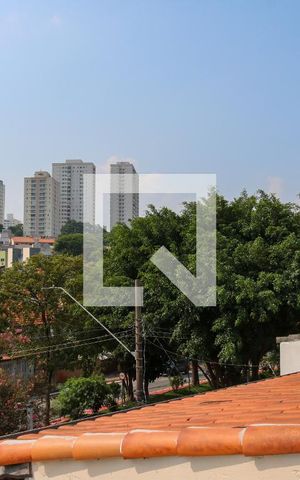 Casa à venda com 248m², 3 quartos e 6 vagas Casa à venda com 248m², 3 quartos e 6 vagasVista da Sacada da Suíte 3