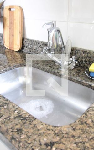 Apartamento para alugar com 78m², 3 quartos e 1 vagaCozinha e Área de Serviço