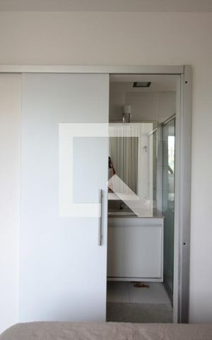 Apartamento para alugar com 78m², 3 quartos e 1 vagaSuite