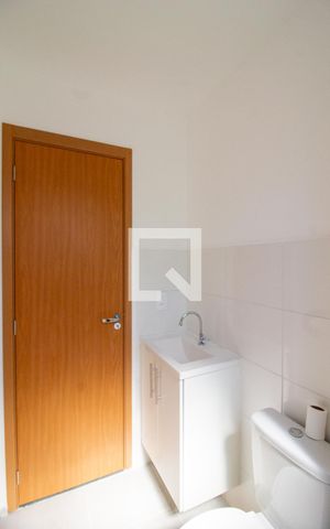 Apartamento para alugar com 40m², 2 quartos e 1 vaga Apartamento para alugar com 40m², 2 quartos e 1 vagaBanheiro