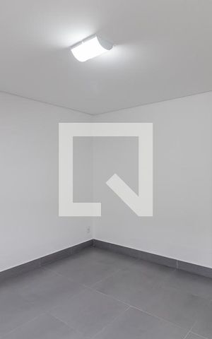 Casa à venda com 356m², 4 quartos e 2 vagas Casa à venda com 356m², 4 quartos e 2 vagasEdicula