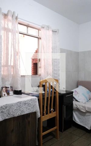 Casa à venda com 280m², 4 quartos e 3 vagas Casa à venda com 280m², 4 quartos e 3 vagasQuarto 2