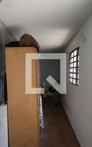 Casa à venda com 300m², 3 quartos e sem vagaÁrea de Serviço