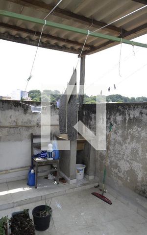 Casa à venda com 300m², 3 quartos e sem vagaÁrea de Serviço