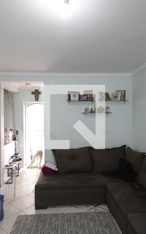 Casa à venda com 300m², 3 quartos e sem vagaSala