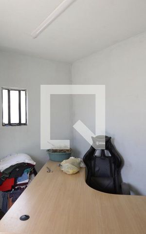 Casa à venda com 300m², 3 quartos e sem vagaÁrea de Serviço