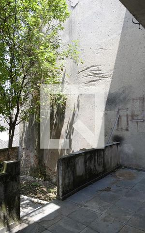 Casa à venda com 300m², 3 quartos e sem vagaQuintal
