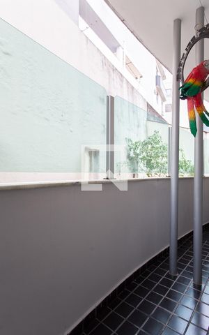 Apartamento à venda com 120m², 3 quartos e 2 vagas Apartamento à venda com 120m², 3 quartos e 2 vagasQuarto 1