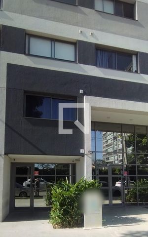 Studio para alugar com 27m², 1 quarto e sem vaga Studio para alugar com 27m², 1 quarto e sem vagaFachada