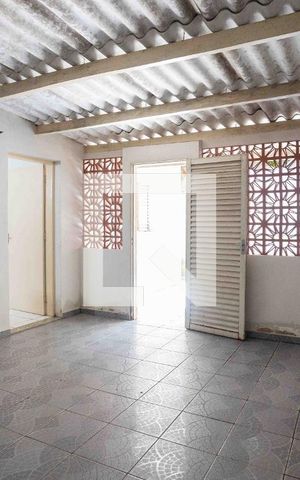 Casa à venda com 193m², 3 quartos e sem vagaÁrea de Serviço