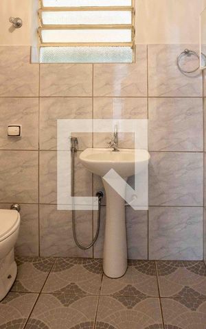Casa à venda com 193m², 3 quartos e sem vagaBanheiro