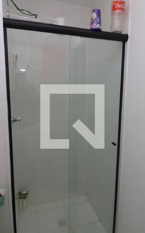 Apartamento à venda com 43m², 1 quarto e sem vagaBanheiro da Suíte
