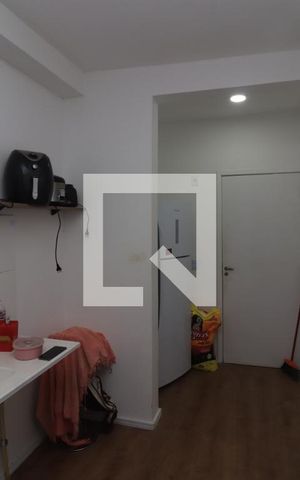 Apartamento à venda com 43m², 1 quarto e sem vagaSala/Quarto