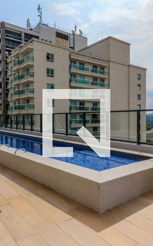 Apartamento para alugar com 34m², 1 quarto e sem vaga Apartamento para alugar com 34m², 1 quarto e sem vagaPiscina