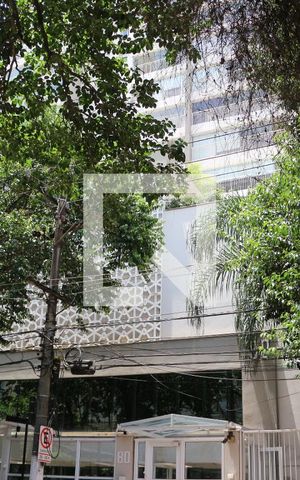 Apartamento à venda com 102m², 3 quartos e 2 vagasFachada