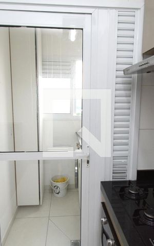 Apartamento à venda com 49m², 2 quartos e 1 vagaCozinha