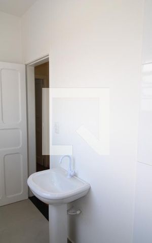 Casa à venda com 150m², 3 quartos e 1 vagaBanheiro 2