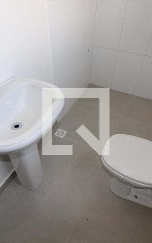 Casa à venda com 150m², 3 quartos e 1 vagaBanheiro 2
