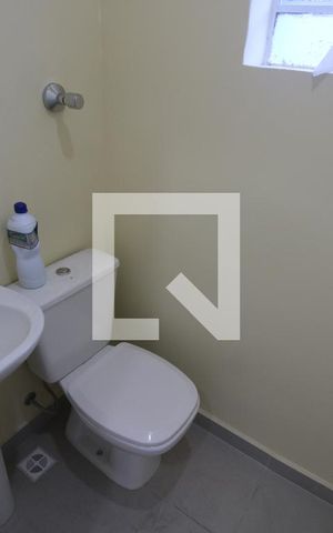 Casa à venda com 150m², 3 quartos e 1 vagaBanheiro 1