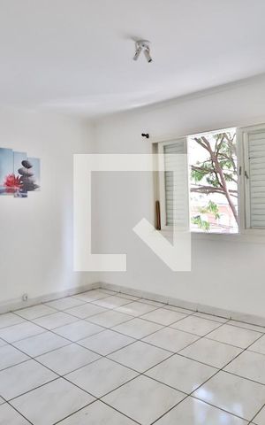 Casa à venda com 162m², 3 quartos e 3 vagas Casa à venda com 162m², 3 quartos e 3 vagasQuarto 2
