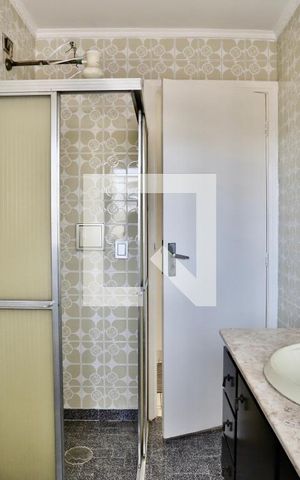 Casa à venda com 162m², 3 quartos e 3 vagas Casa à venda com 162m², 3 quartos e 3 vagasBanheiro do Quarto 2