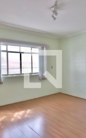 Casa à venda com 162m², 3 quartos e 3 vagas Casa à venda com 162m², 3 quartos e 3 vagasCozinha