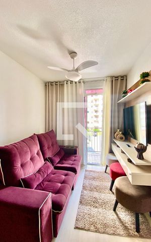 Apartamento à venda com 48m², 2 quartos e 1 vaga Apartamento à venda com 48m², 2 quartos e 1 vagaSala
