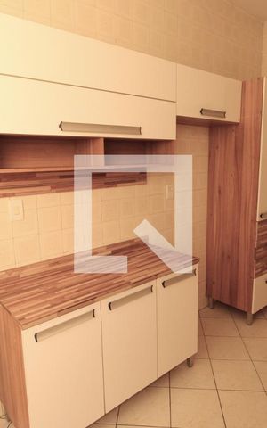 Apartamento à venda com 86m², 2 quartos e 1 vagaCozinha - Armários