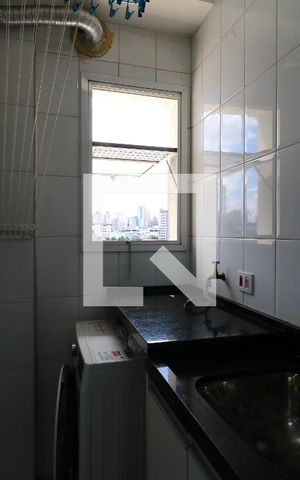 Apartamento à venda com 72m², 2 quartos e 1 vagaÁrea de Serviço
