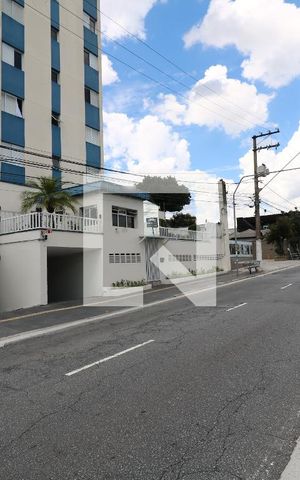 Apartamento à venda com 72m², 2 quartos e 1 vagaFachada