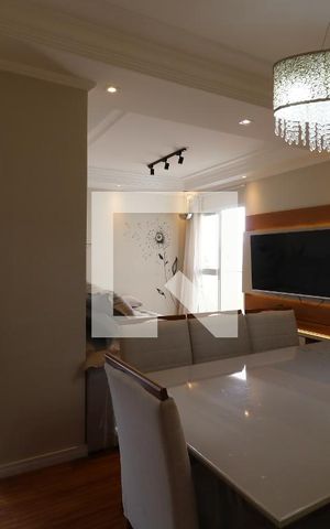 Apartamento à venda com 72m², 2 quartos e 1 vagaSala