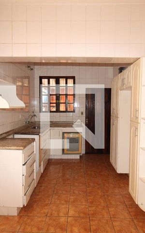 Casa à venda com 200m², 2 quartos e 1 vagaCozinha