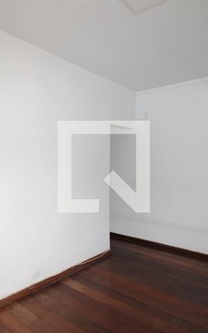 Casa à venda com 200m², 2 quartos e 1 vagaSala