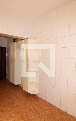 Casa à venda com 200m², 2 quartos e 1 vagaCozinha