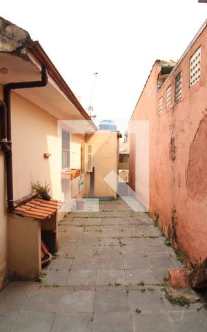 Casa à venda com 200m², 2 quartos e 1 vagaÁrea Comum