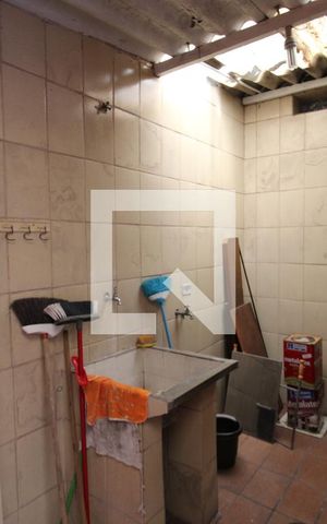 Casa à venda com 200m², 2 quartos e 1 vagaÁrea de Serviço