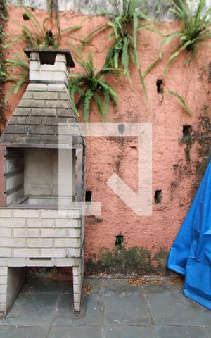 Casa à venda com 200m², 2 quartos e 1 vagaÁrea Comum