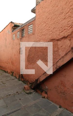 Casa à venda com 200m², 2 quartos e 1 vagaÁrea Comum
