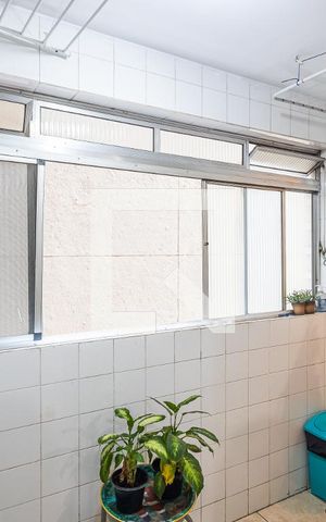Apartamento à venda com 76m², 2 quartos e 1 vagaÁrea de Serviço